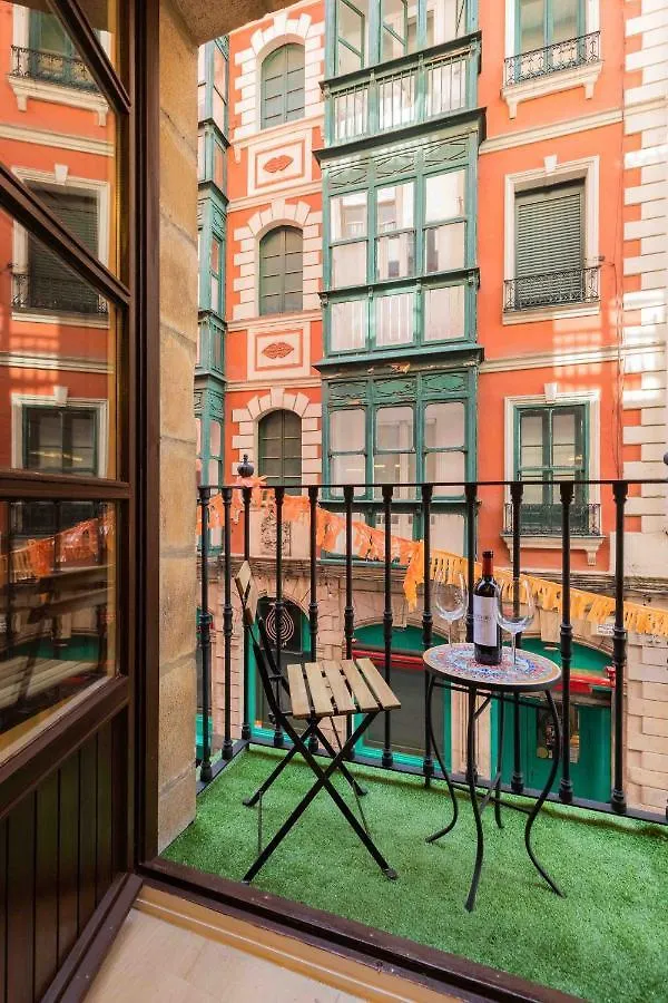 Bilbao Chic Barrena Old Town Apartment
