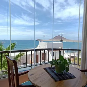 ocean-view-mdano-center.adeje-hotels.com/